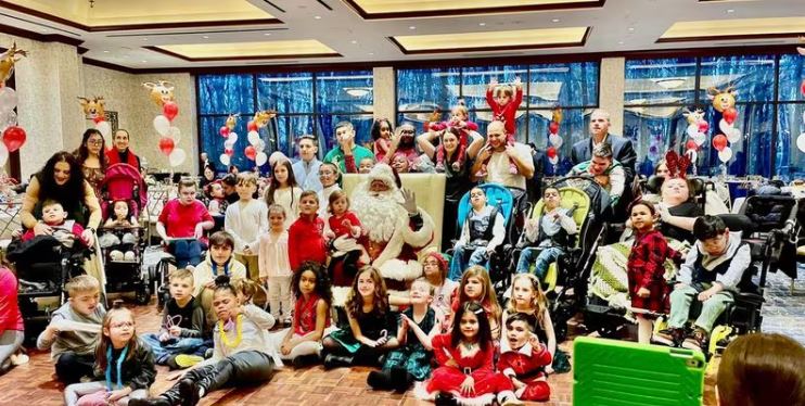 Children who benefit from ECHO’s kindness party with Santa at sixth annual grant recipient dinner